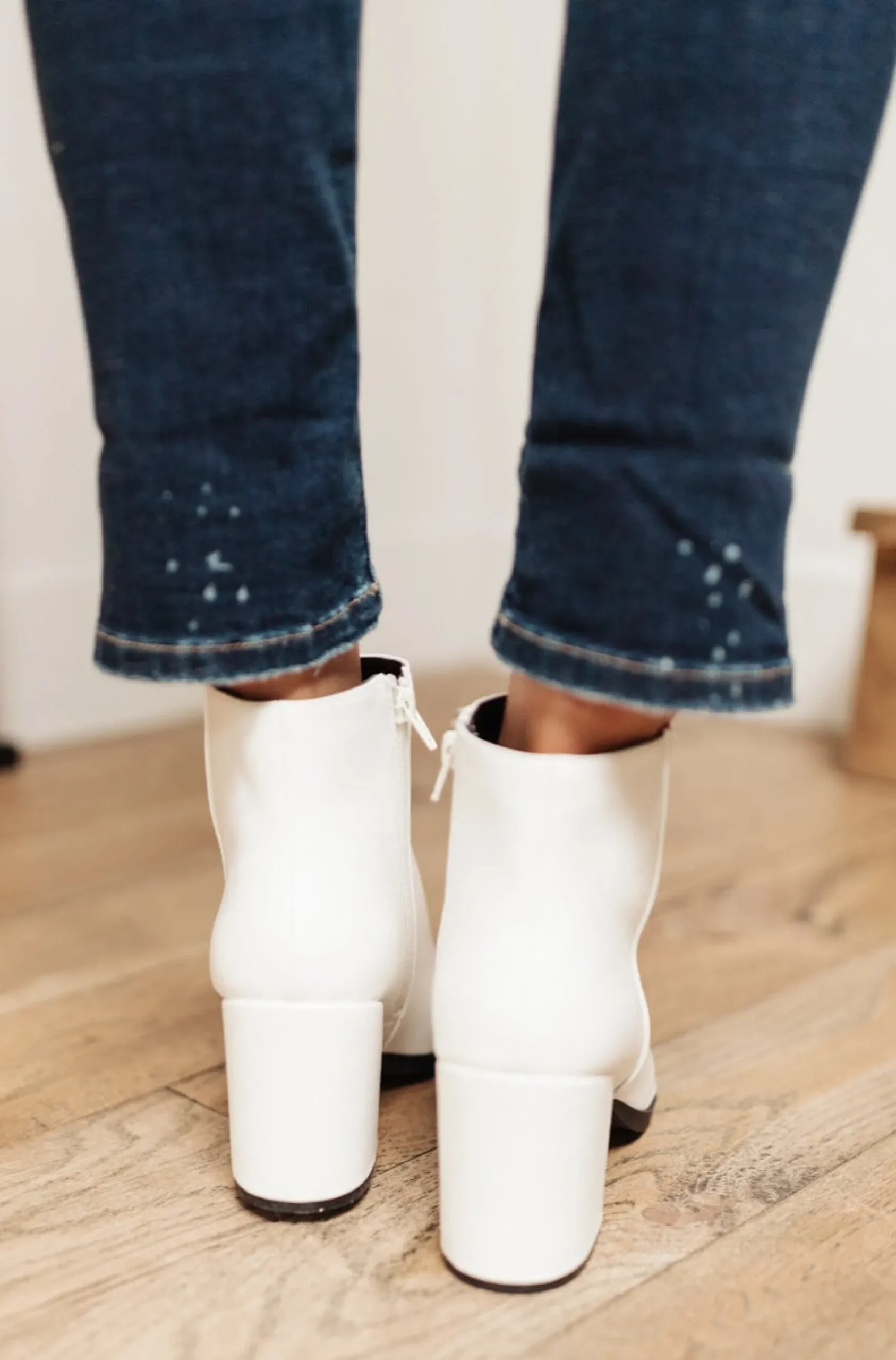 Amari Ankle Boots in White