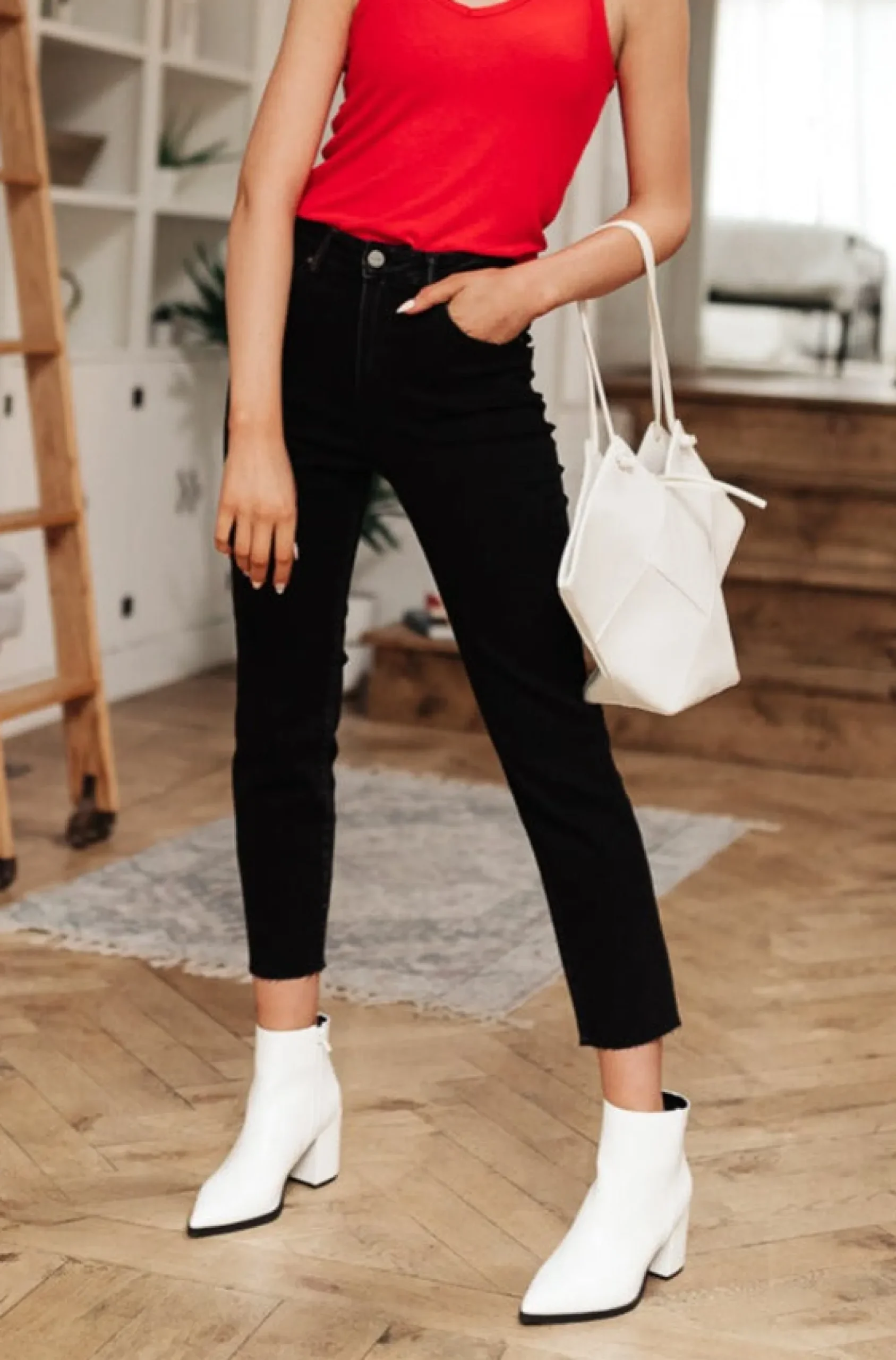 Amari Ankle Boots in White