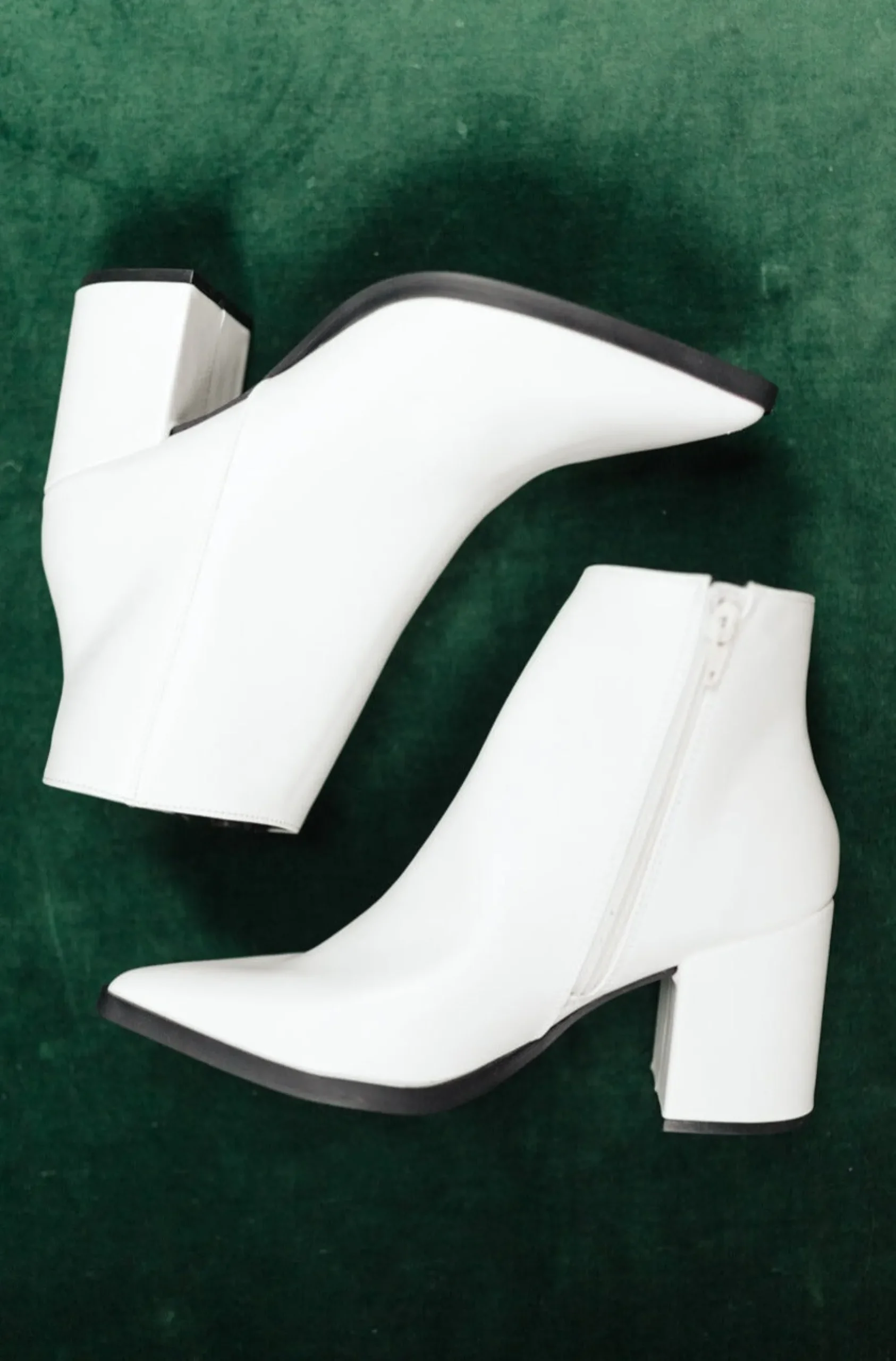 Amari Ankle Boots in White