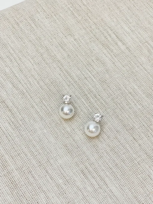 Didi Pearl Studs