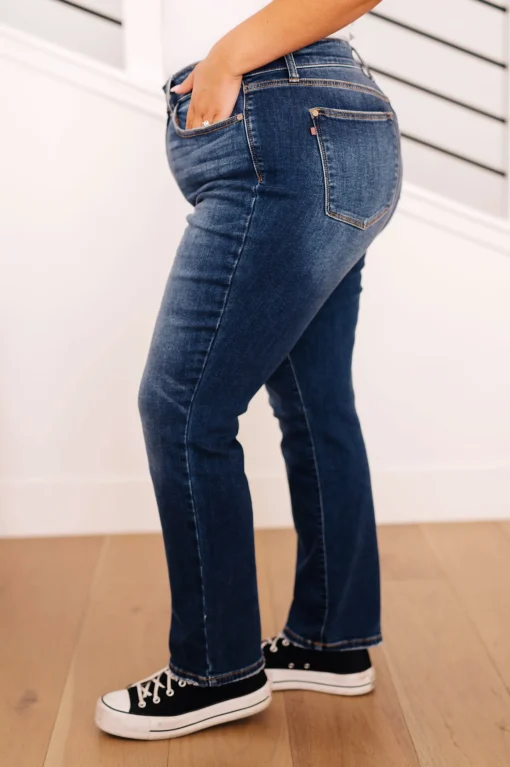 Estelle High Waist Thermal Straight Jeans by Judy Blue