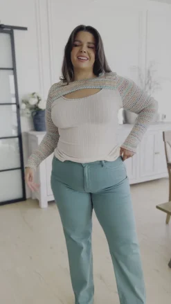 Evidently Extra Peekaboo Cut Out Top