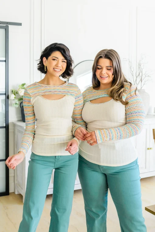 Evidently Extra Peekaboo Cut Out Top