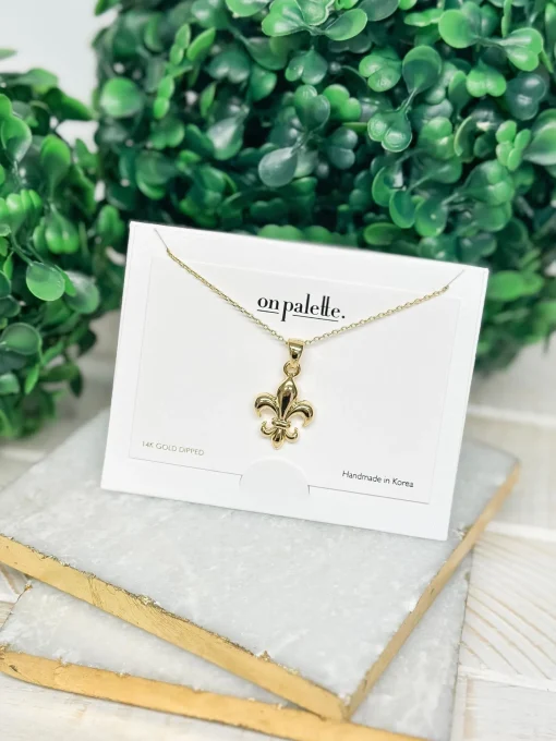 Fleur-de-lis Pendant Necklace - Gold