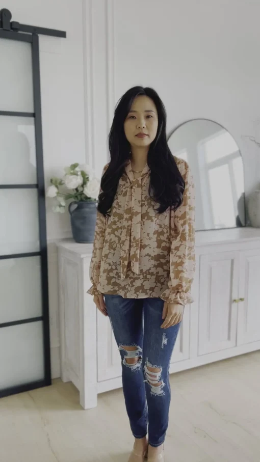 Floral Ties Top in Taupe