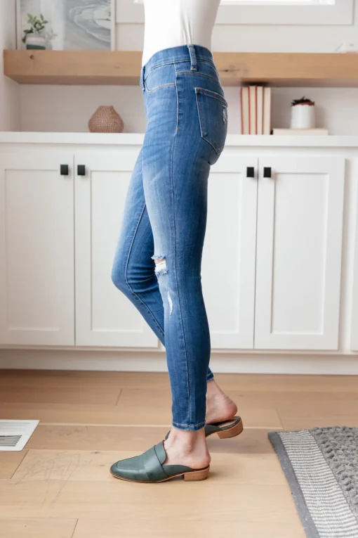 Get Together Mid-Rise Skinny Jegging by Judy Blue