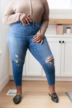 Get Together Mid-Rise Skinny Jegging by Judy Blue