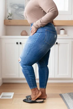 Get Together Mid-Rise Skinny Jegging by Judy Blue