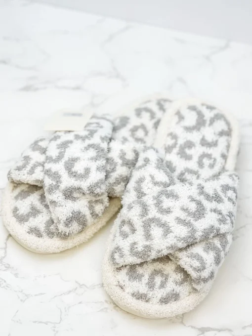 Leopard Criss Cross Fuzzy Slippers - Gray