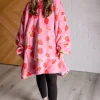 Oversized Blanket Hoodie in Strawberry