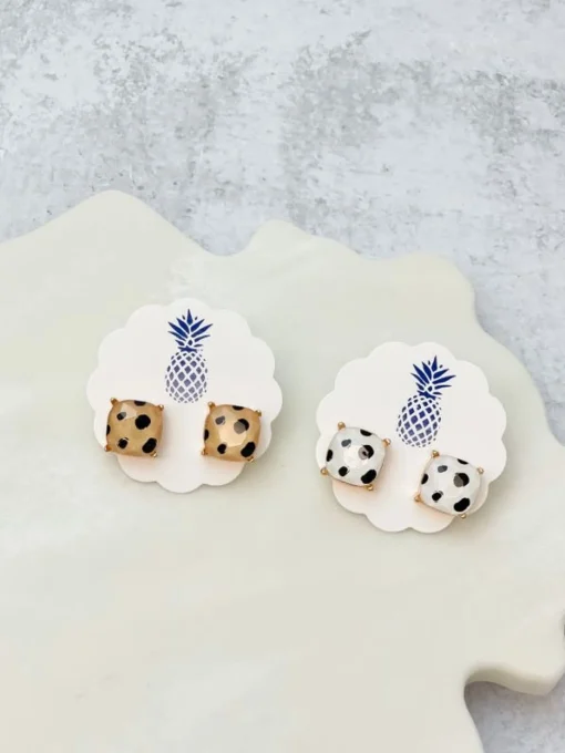 Square Spotted Stud Earrings - Beige