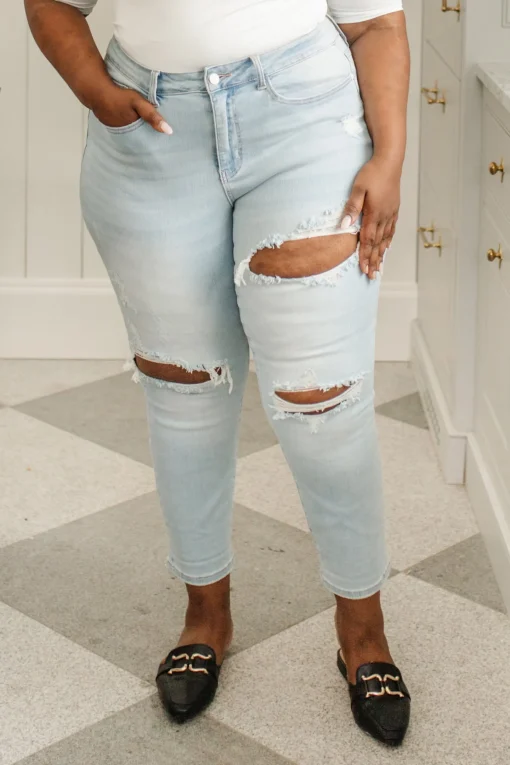 Super Light Destroyed Boyfriend Jeans by Judy Blue