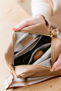 Willow Convertible Crossbody
